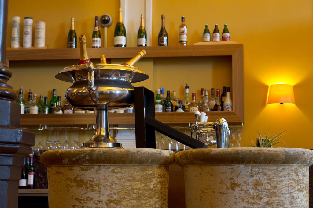 Suitehotel Pincoffs Rotterdam Bagian luar foto